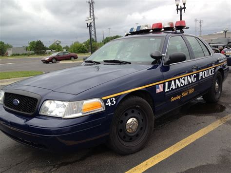 Lansing police officer: Department 'disheartened' by Lansing Mayor Virg ...