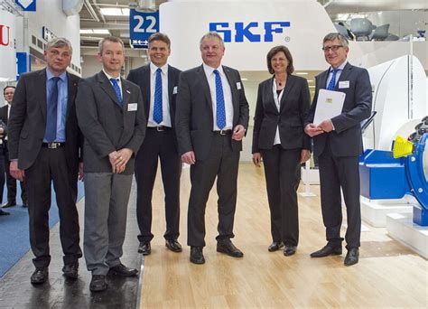 SKF baut leistungsfähigste Großlager Prüfzentrum der Welt Bild 1 4