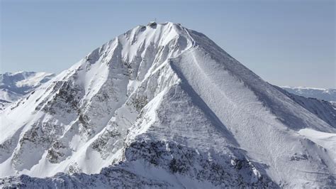 8 best places for extreme skiing in US and Canada | CNN