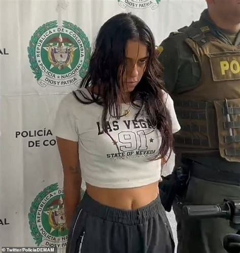 Assassina colombiana conhecida como A Boneca é presa por vários