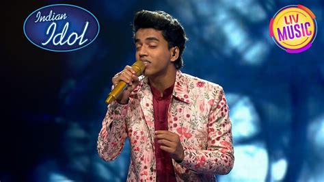 Indian Idol S Masterpiece Singing Judges Standing