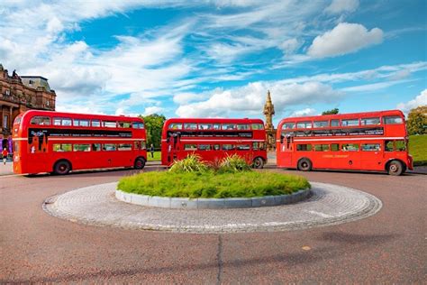 Edinburgh: Vintage Bus Tour with Afternoon Tea or Gin | GetYourGuide