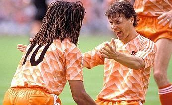 Pin Su Dutch Footballers