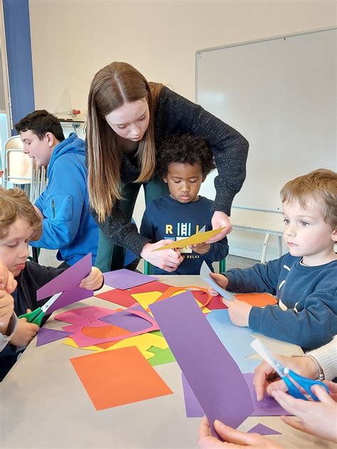 Projet du salon du livre de jeunesse pour les secondes AEPA Lycée