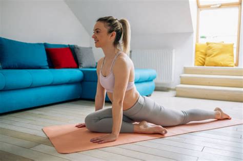 Lợi ích và cách thực hiện tư thế chim bồ câu trong yoga