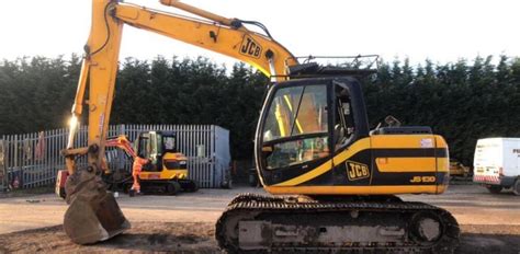 Jcb Js130 Steel Tracked Excavator With Bucket And Q Hitch Runs Drives Perfect Loading And Deliv