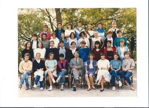 Photo De Classe Classe De 2nde Annee 8384 Lycee International De St