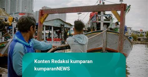 Foto Nelayan Di Muara Angke Tak Melaut Akibat Cuaca Buruk Kumparan