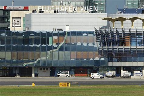 Flughafen Wien Gratuliert Aua Zur Flottenmodernisierung Austrian Wings