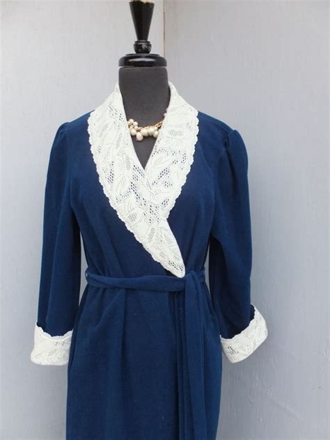 Vintage Vanity Fair Navy Blue Velour Robe Medium