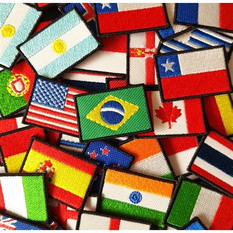 Kit 3 Mini Bandeira Bordada Estados E Paises 3x4 5cm Patch Mochileiros Shopee Brasil