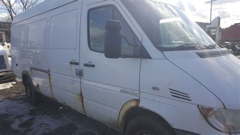 Salvage 2005 Freightliner Sprinter 2500 Full Size Van For Parts Depew