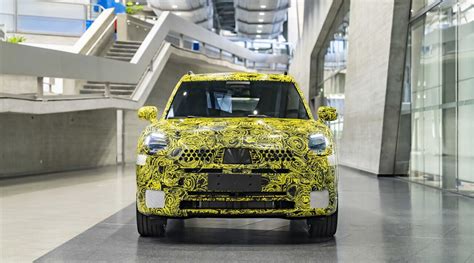 Le Prime Immagini Della MINI Countryman Elettrica