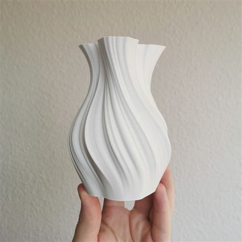 3d Printable Blossom Vase By Andreas Mass Vase Vase Design 3d