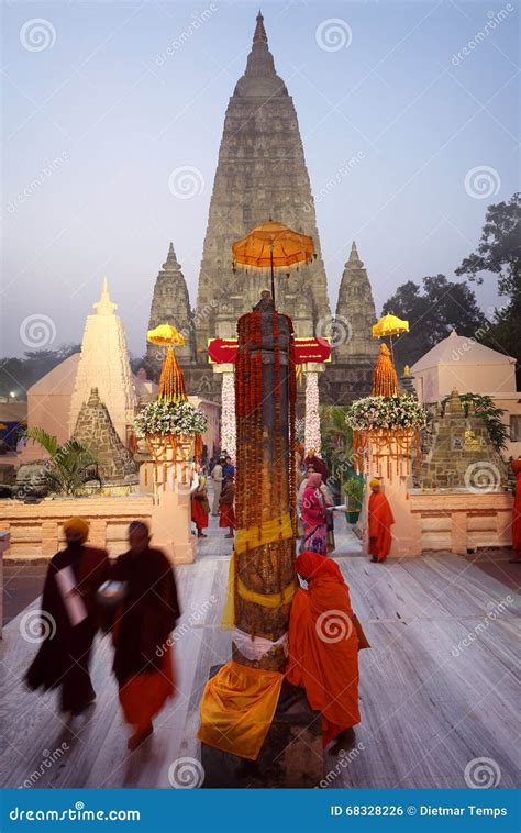 Mahabodhi Temple In Bodh Gaya, Bihar, India Editorial Image ...