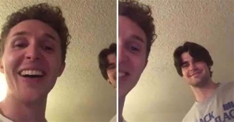 Video Shows The Wholesome Reaction After Friend Comes Out As Gay Scoop Upworthy