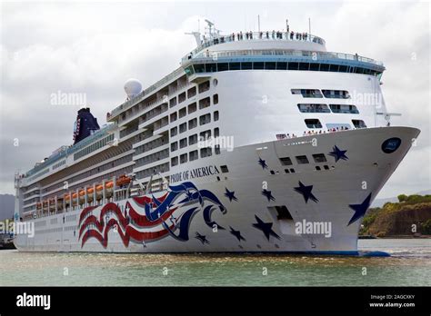 Pride Of America Hawaii Cruise Hi Res Stock Photography And Images Alamy