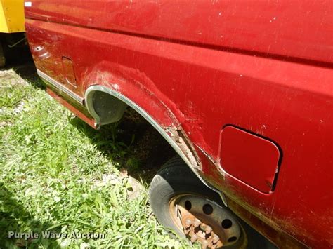 1997 Ford F250 Pickup Truck Bed In Jonesburg Mo Item Go9597 Sold Purple Wave