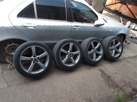 Set 4 Jante Aliaj R18 Audi A5 A4 B8 A4 B9 A6 4g F2 Q5 Q2 Q3 Vw 5x112