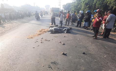 Kronologi Pengendara Becak Motor Tewas Terlindas Truk Di Pasir Putih