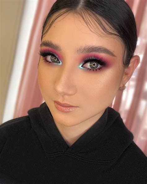 Make Up En Instagram “este Look También Lo Realice Como Demostración