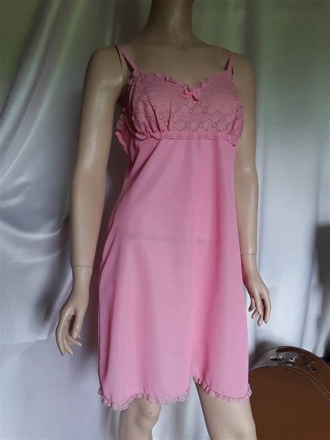 PINK Vintage SLIP 60s Full Petticoat Prova Fullslip Lace Detail Nylon