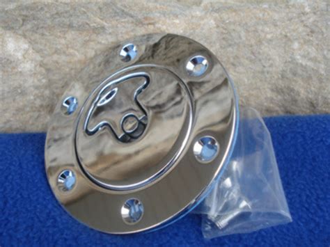 KCINT CHROME VENTED FLUSH AERO GAS CAP FOR HARLEY CHOPPER KCINT