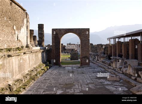 ancient pompey ruins in italy Stock Photo - Alamy