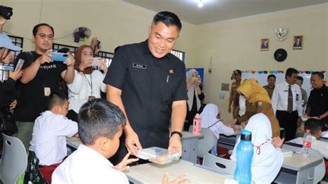 Sejumlah Siswa Di Palembang Tak Mau Konsumsi Makanan Bergizi Gratis