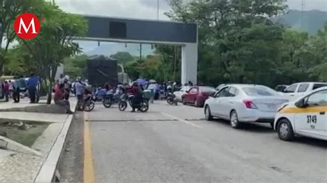 Familiares De Trabajadores Secuestrados Bloquean Carretera Chiapa De Corzo Tuxtla En Chiapas