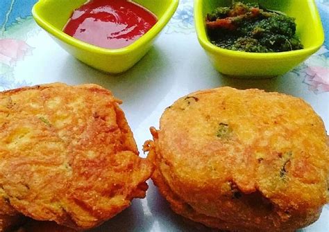 Bread Pakoda Recipe By Abhilasha Gupta Cookpad