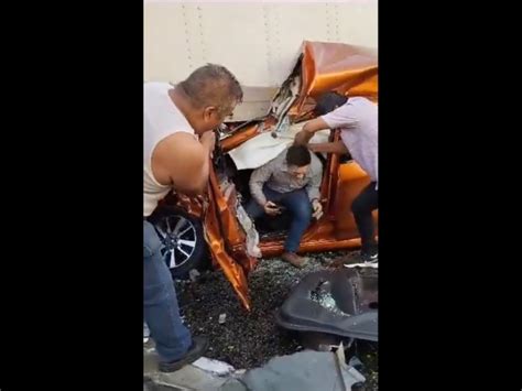 Ni un rasguño Conductor sale ileso de aparatoso accidente en Tabasco