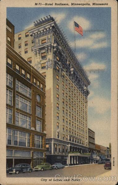 Hotel Radisson Minneapolis, MN Postcard