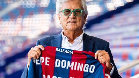 Los clubes despiden a Pepe Domingo Castaño maestro y leyenda del