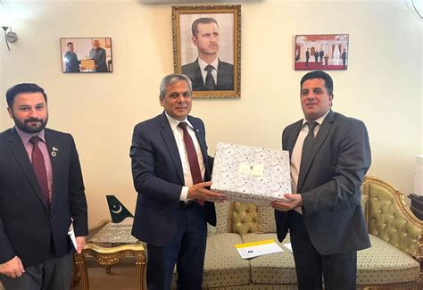 The Executive Director Comsats Calls On The Ambassador Of The Syrian