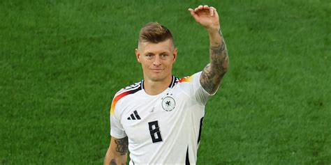 Spain Fans Pay Tribute To TonI Kroos As Germany Legend Retires