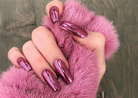 Top 10 Most Luxurious Nail Designs