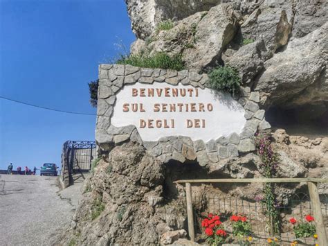 Il Sentiero Degli Dei Escursione Vista Mare Sulla Costiera Amalfitana