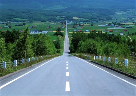 Premium Photo Navigating The Open Road Exploring Multilane Highways