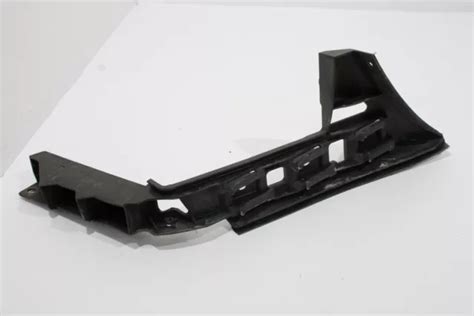 VW TOURAN 1T Mk1 NS Left Rear Bumper Mounting Bracket Guide 1T0807375