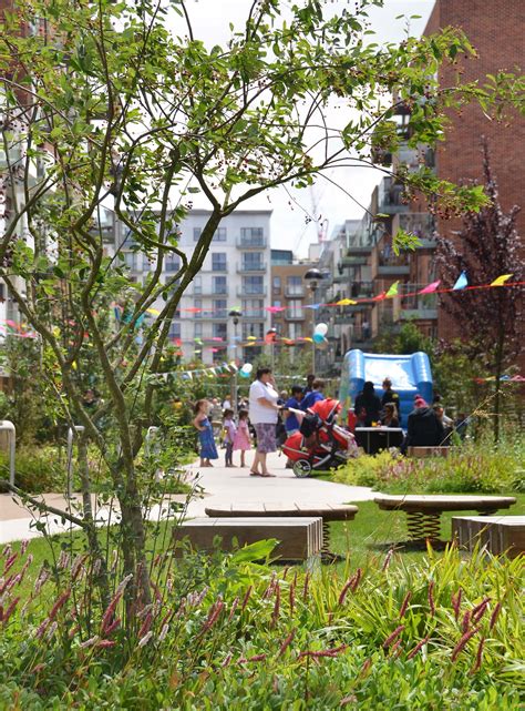 Navigating to Devons Road Station via London Public Transit 14