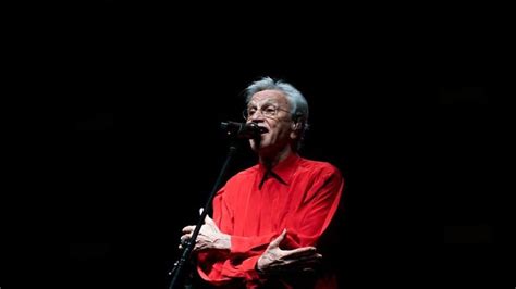 Caetano Veloso Faz Show No Rio E Conta Presen A De Famosos