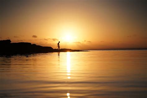 Balancing Rock Formation · Free Stock Photo