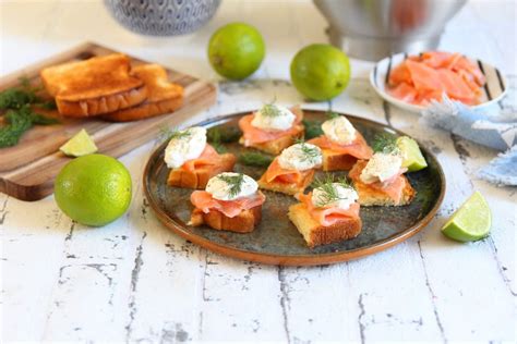 Recette Toasts Saumon Fum Et Sa Cr Me L Aneth Recette Entr E