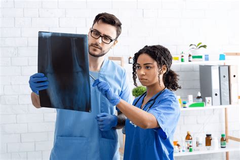 Best 6 Month Online Associate Degree Programs For 2025
