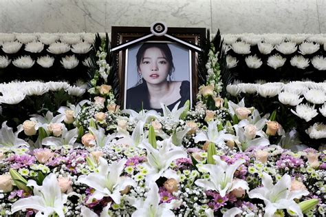 Tributes Flow For South Korean K Pop Star Goo Hara Sbs News