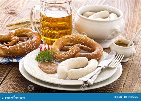 Bayerisches Frühstück Mit Weißer Wurst Stockfoto Bild 35121430