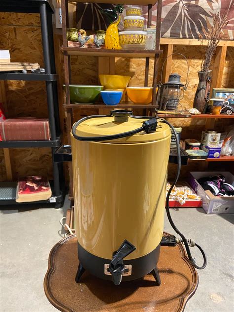 Vintage 70s Electric coffee Maker Percolator | Coffee Makers | Regina ...