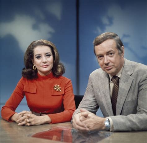 Barbara Walters Dies At 93