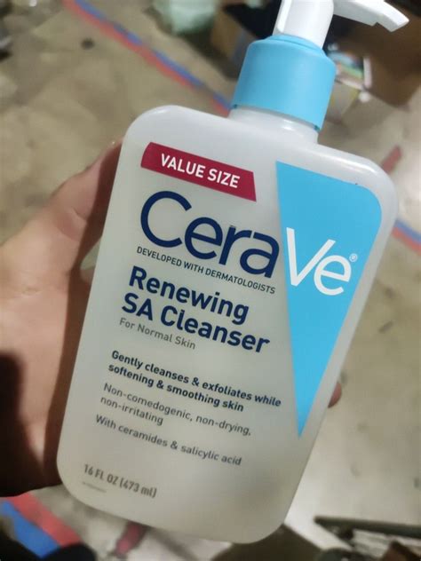 Cerave renewing SA cleanser, Beauty & Personal Care, Face, Face Care on ...